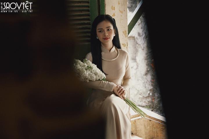 Dương Hoàng Yến và mẹ ruột nhìn như hai chị em, hoá cô gái Hà Nội xưa trong bộ ảnh mới