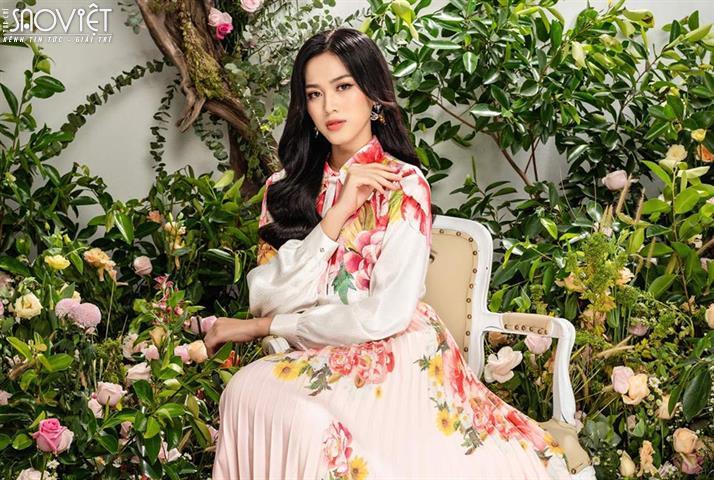 Hoa hậu Đỗ Thị Hà chọn đồ du Xuân