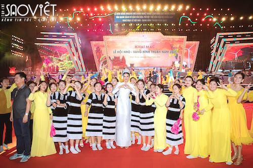 Ngọc Châu làm Đại sứ Truyền thông của Lễ đón Bằng của UNESCO ở Ninh Thuận