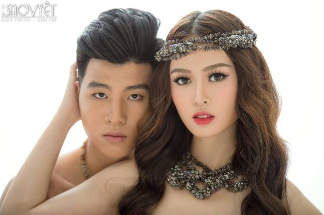 Top 18 Miss UEF 2019 khoe thanh xuân trong Áo dài của NTK Việt Hùng