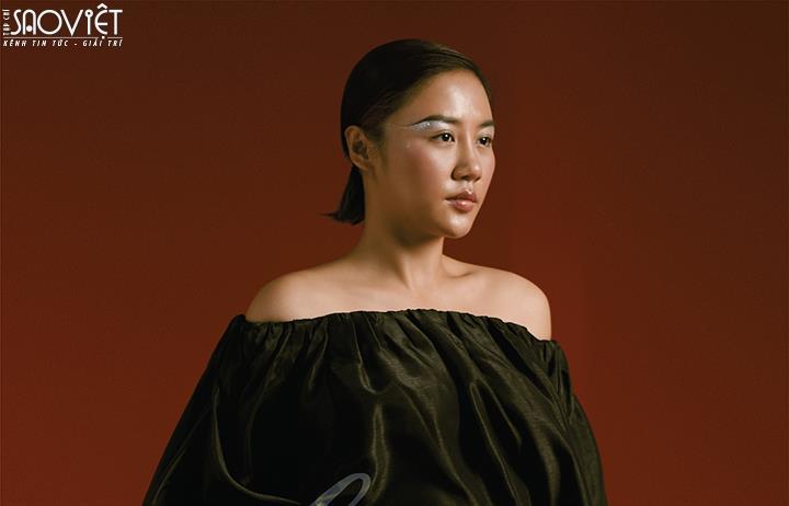 Sau 8 năm, Văn Mai Hương đã chịu ra mắt album phòng thu  thứ ba trong sự nghiệp