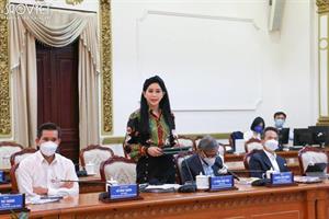 Bà Lê Hồng Thủy Tiên phát biểu tại hội thảo “Đề án phát triển TP HCM thành trung tâm tài chính quốc tế”.