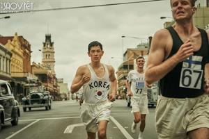 “Bước chân thép” – Bộ phim kể về đương chạy truyền cảm hứng