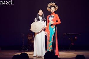 Đêm cuối Giao lưu văn hoá Việt Nhật, Paris Vũ diện áo dài Geisha làm chủ sân khấu