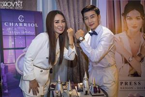 Hoa hậu Ngọc Anh Anh, MC Nam Hee cùng nhau khoe đồng hồ hiệu