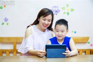 Mách bố mẹ 3 cách hiệu quả giúp trẻ học giỏi, chơi vui trên Internet