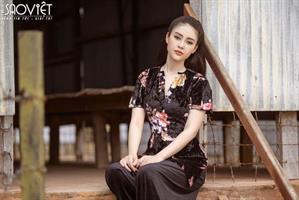 Ngắm vẻ đẹp thiếu nữ của á hậu Lý Kim Thảo trong trang phục bà ba