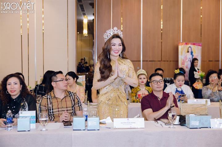 Trở về từ Mrs Globe 2024, Hoa hậu Ngọc Trang khoe nhan sắc thăng hạng
