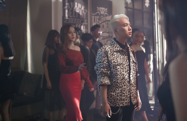 Chàng 'hot boy lấp lánh' The Voice 2018 tung teaser MV mới đầy cuốn hút 0